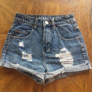 The Flashback high rise shorts
